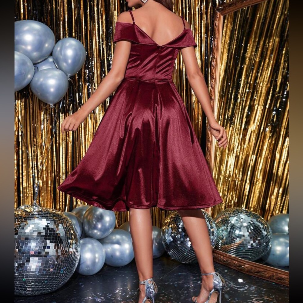 Luxe cold shoulder party formal satin dress - Picture 3 of 5